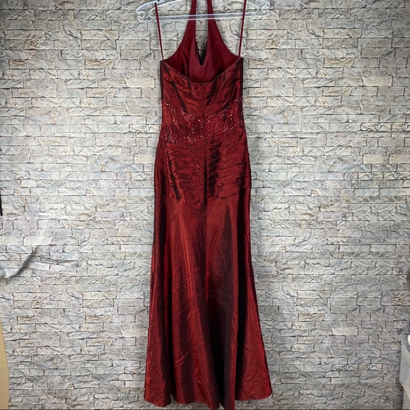 Pretty Me Prom by Moonlight Red  Size 2 Gown - Picture 7 of 14